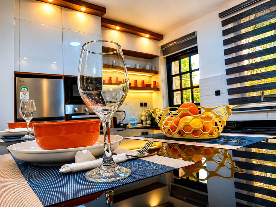 Basic Apartment, City View | Private kitchen
