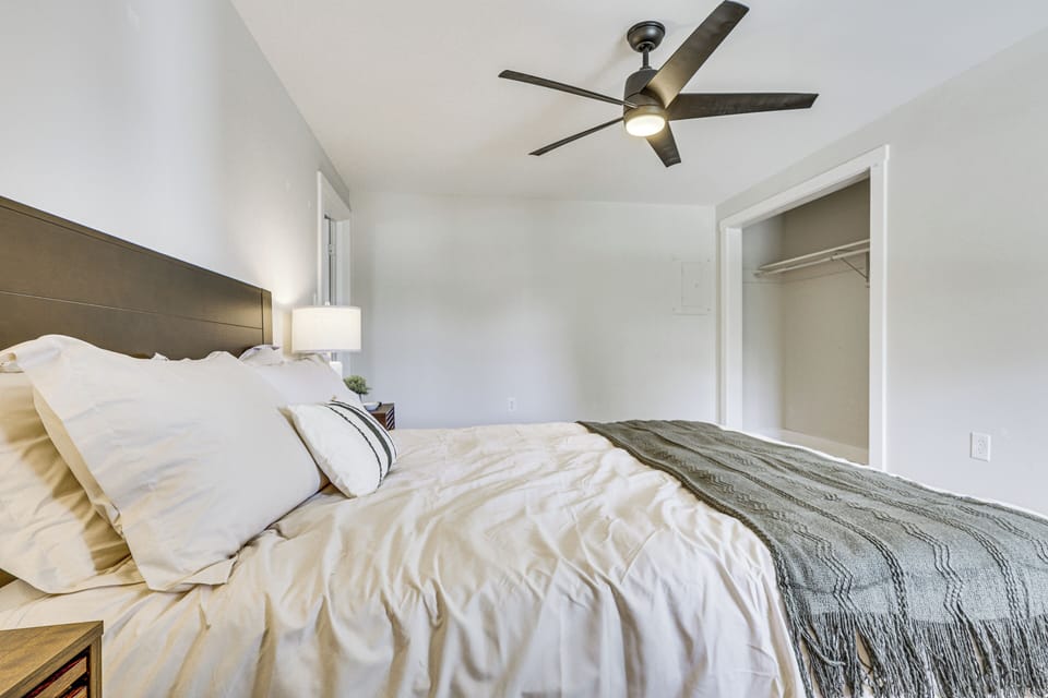 Apartment (1 Bedroom) | Interior