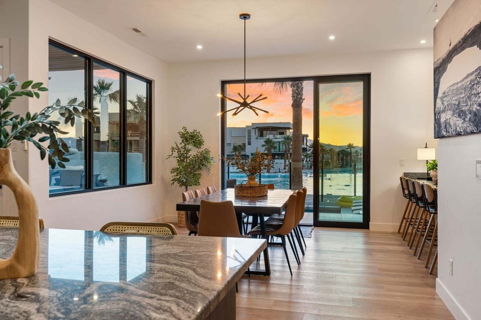 House, Multiple Bedrooms | Dining