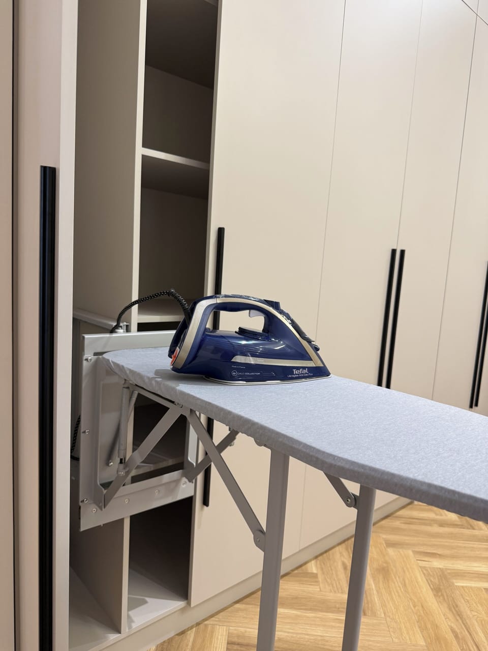 Comfort Apartment, River View | Iron/ironing board, WiFi (free)