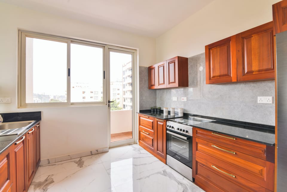 Comfort Apartment, City View | Private kitchen