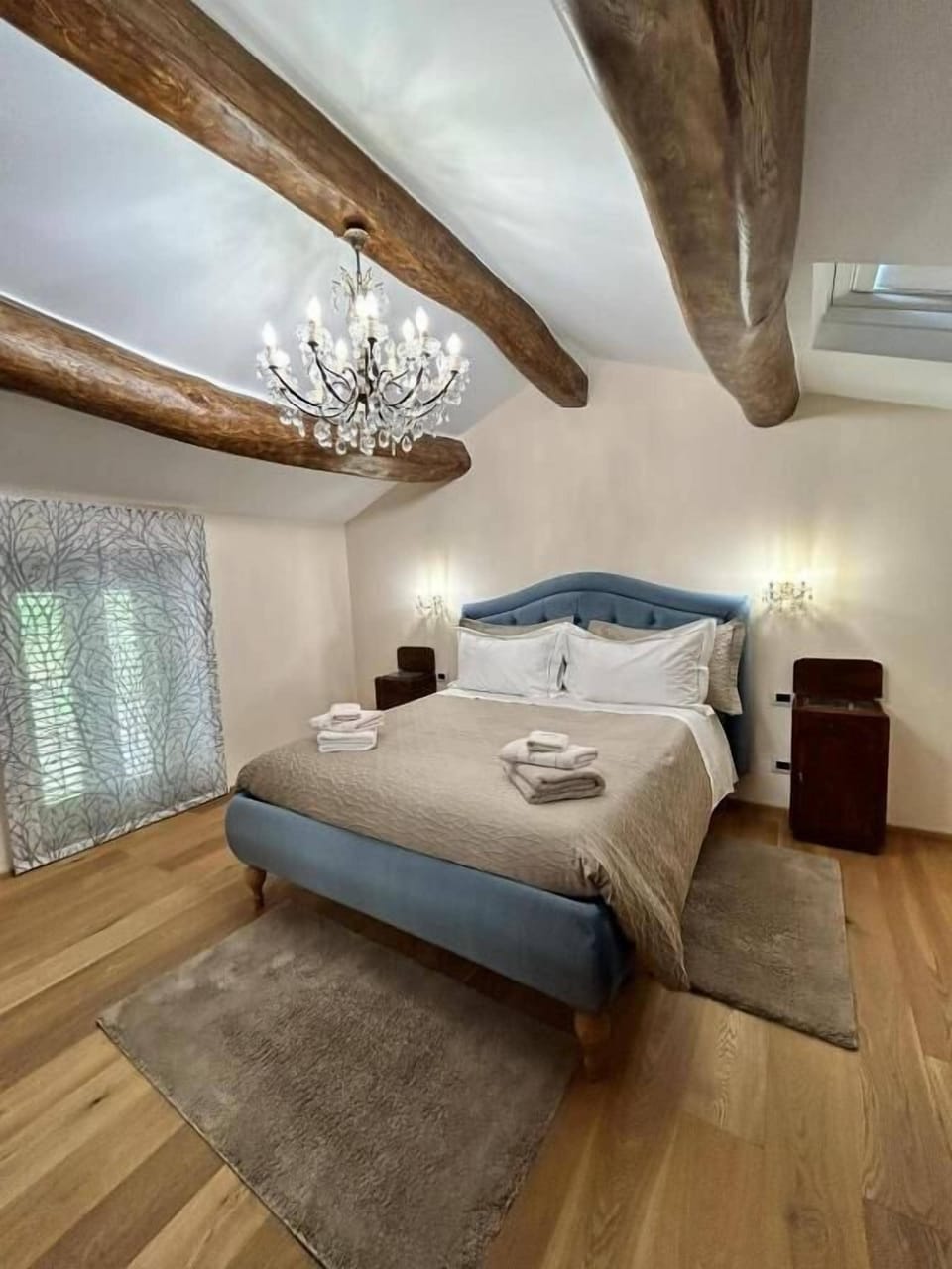 Luxury Suite, Balcony, River View | Blackout drapes, soundproofing, iron/ironing board, WiFi (free)