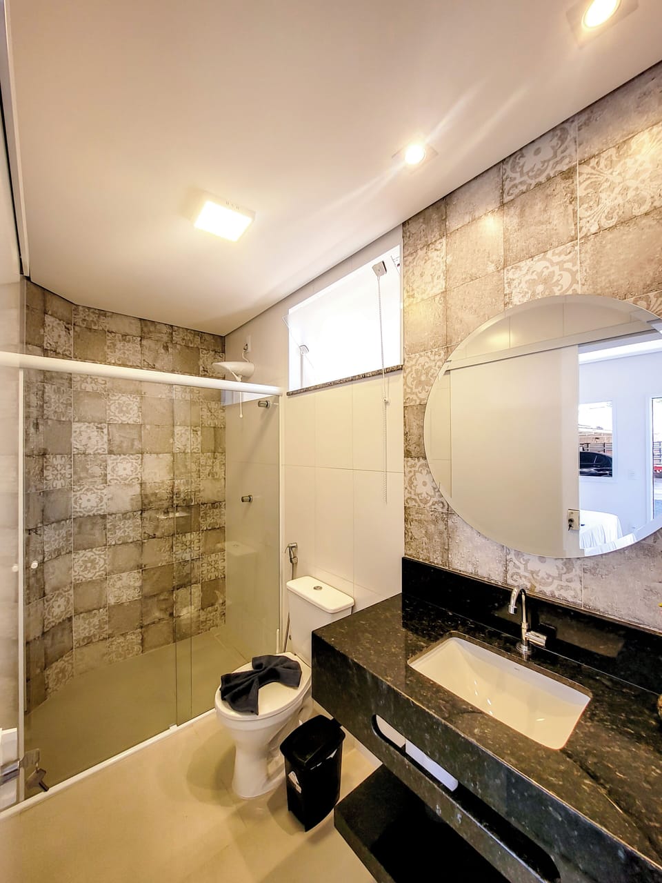 Comfort Twin Room | Bathroom | Shower, towels, soap, shampoo