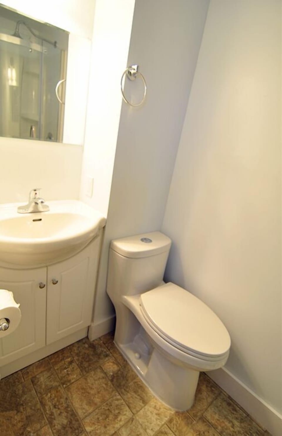 Glory Guest Suites, Downtown Moncton Bed and Breakfast in Moncton