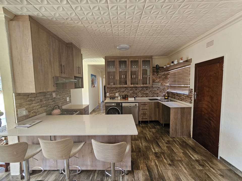 House, 3 Bedrooms, Patio, Garden View | Interior