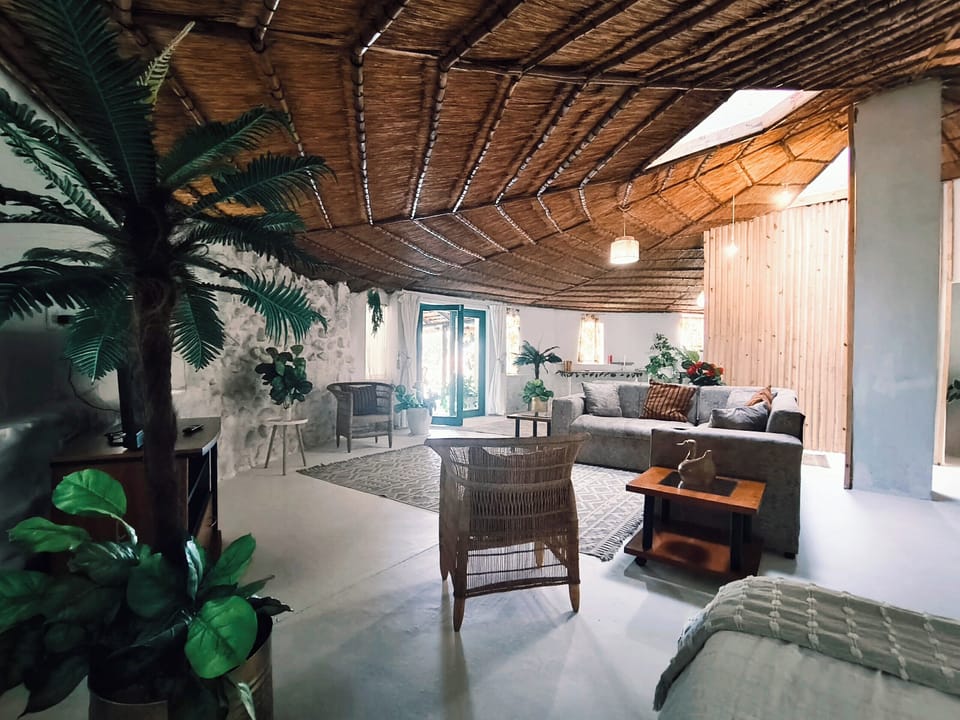 Deluxe Villa, Patio, Garden View | Living area