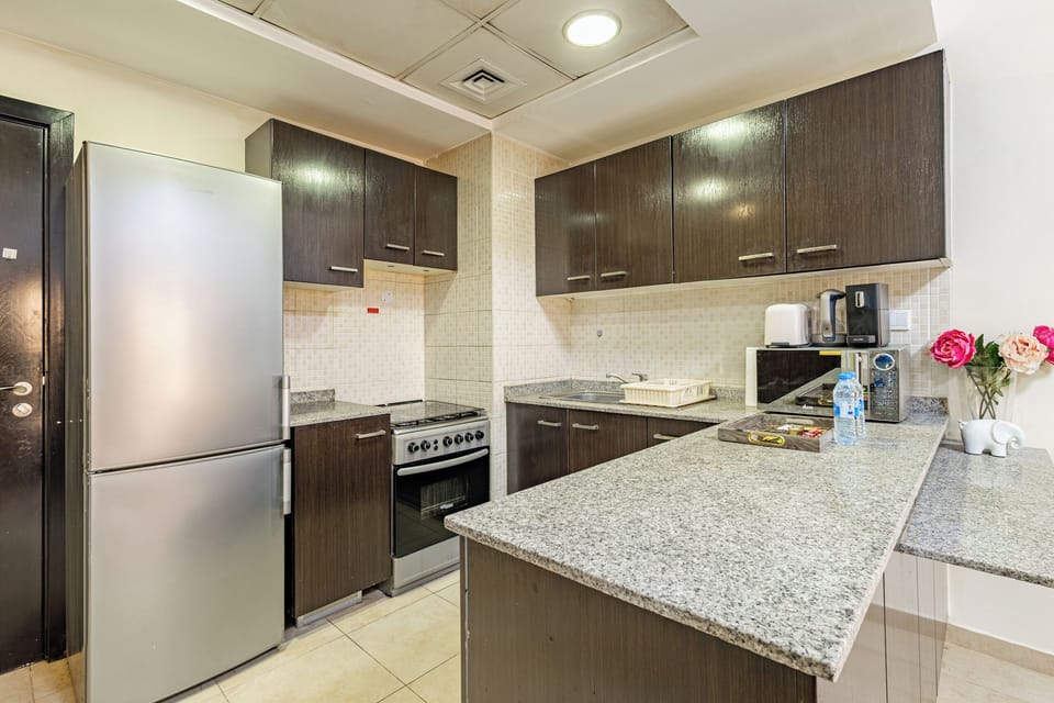 Apartment, City View | Private kitchen