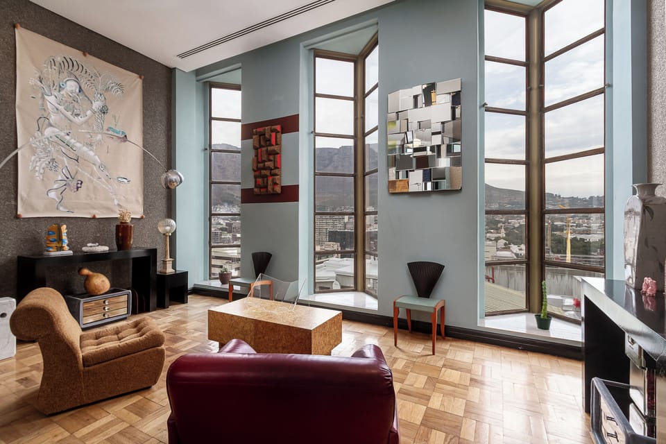 Deluxe Apartment, City View | Interior