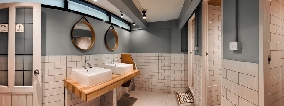 Basic Shared Dormitory | Bathroom