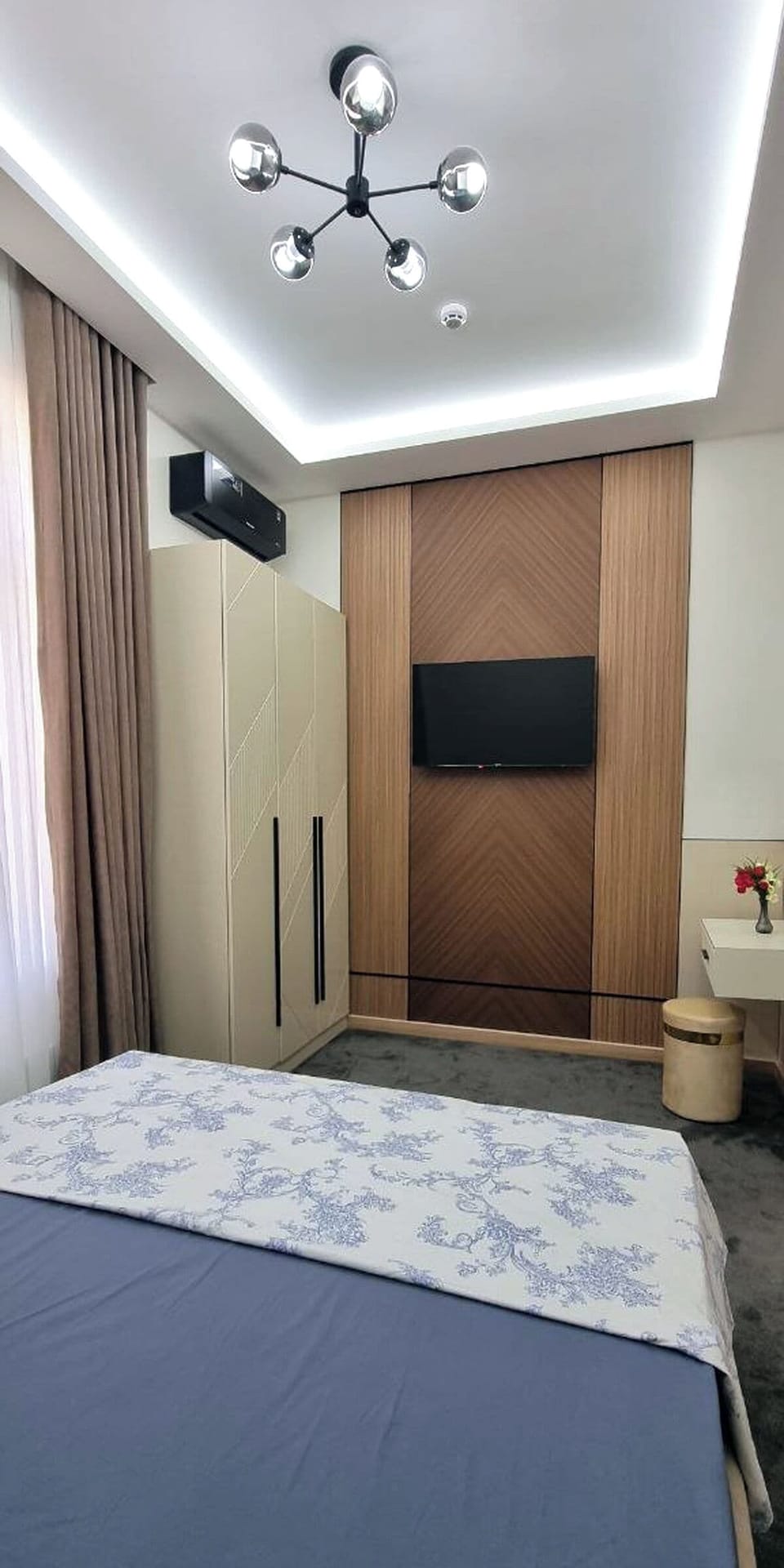 Comfort Double Room, Courtyard View | Desk, laptop workspace, WiFi (free)