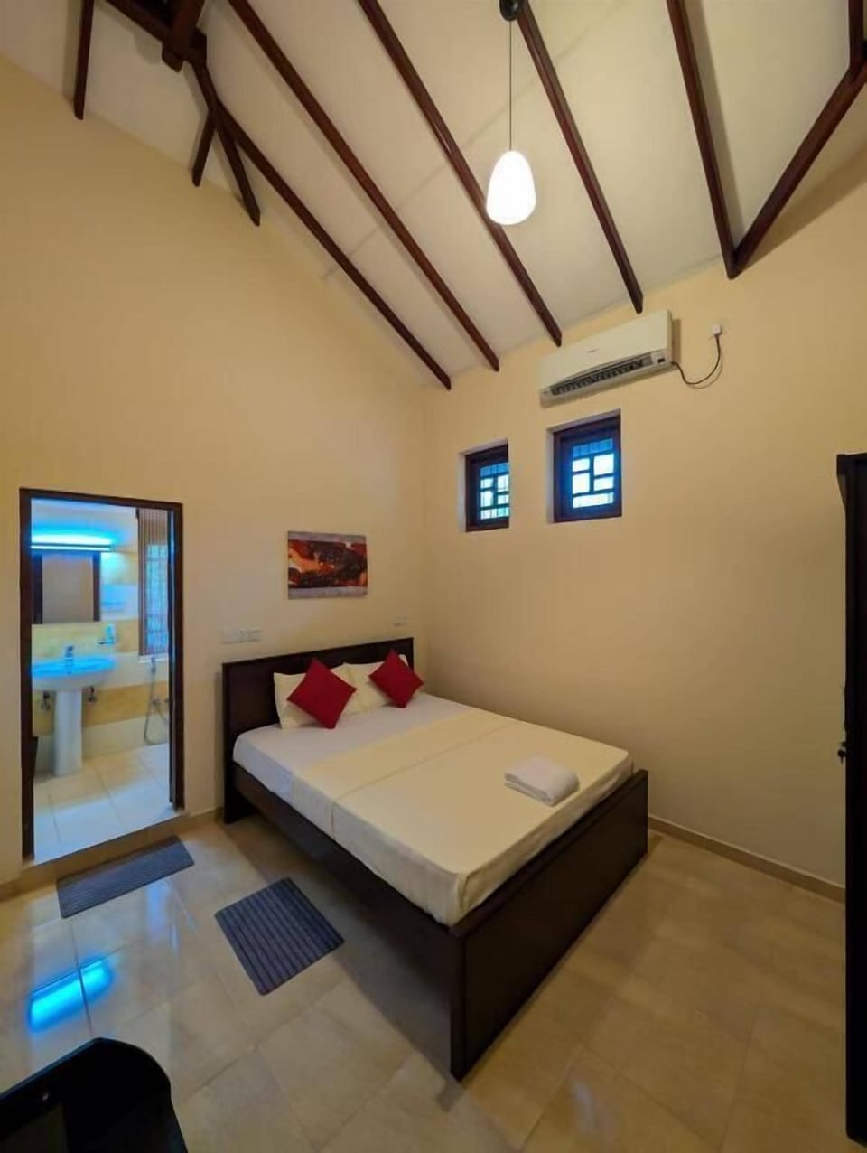 Deluxe Double Room, Balcony, Garden View | Iron/ironing board, WiFi (free)