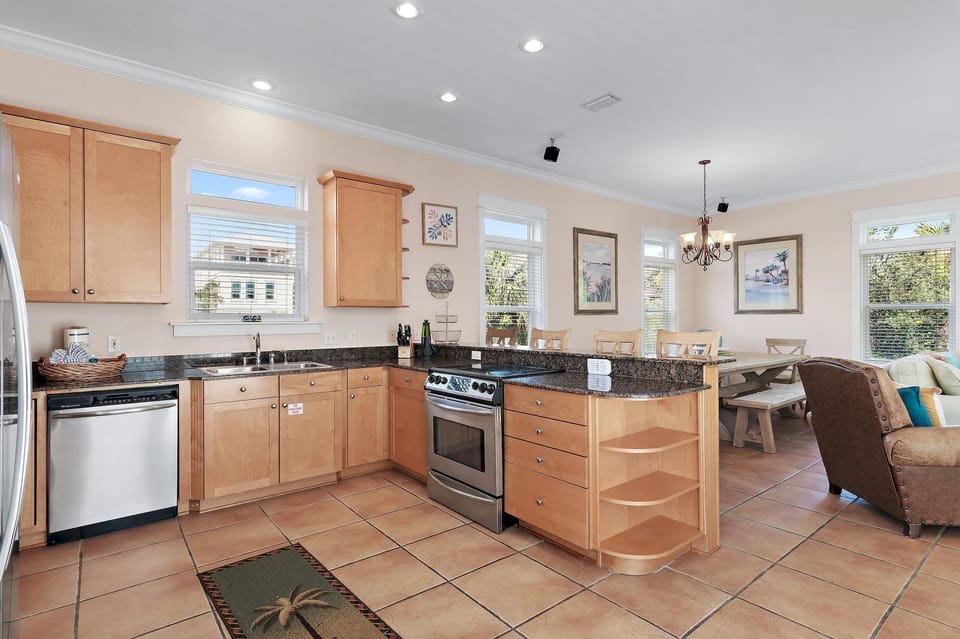 House, Multiple Beds (The Mermaid) | Private kitchen
