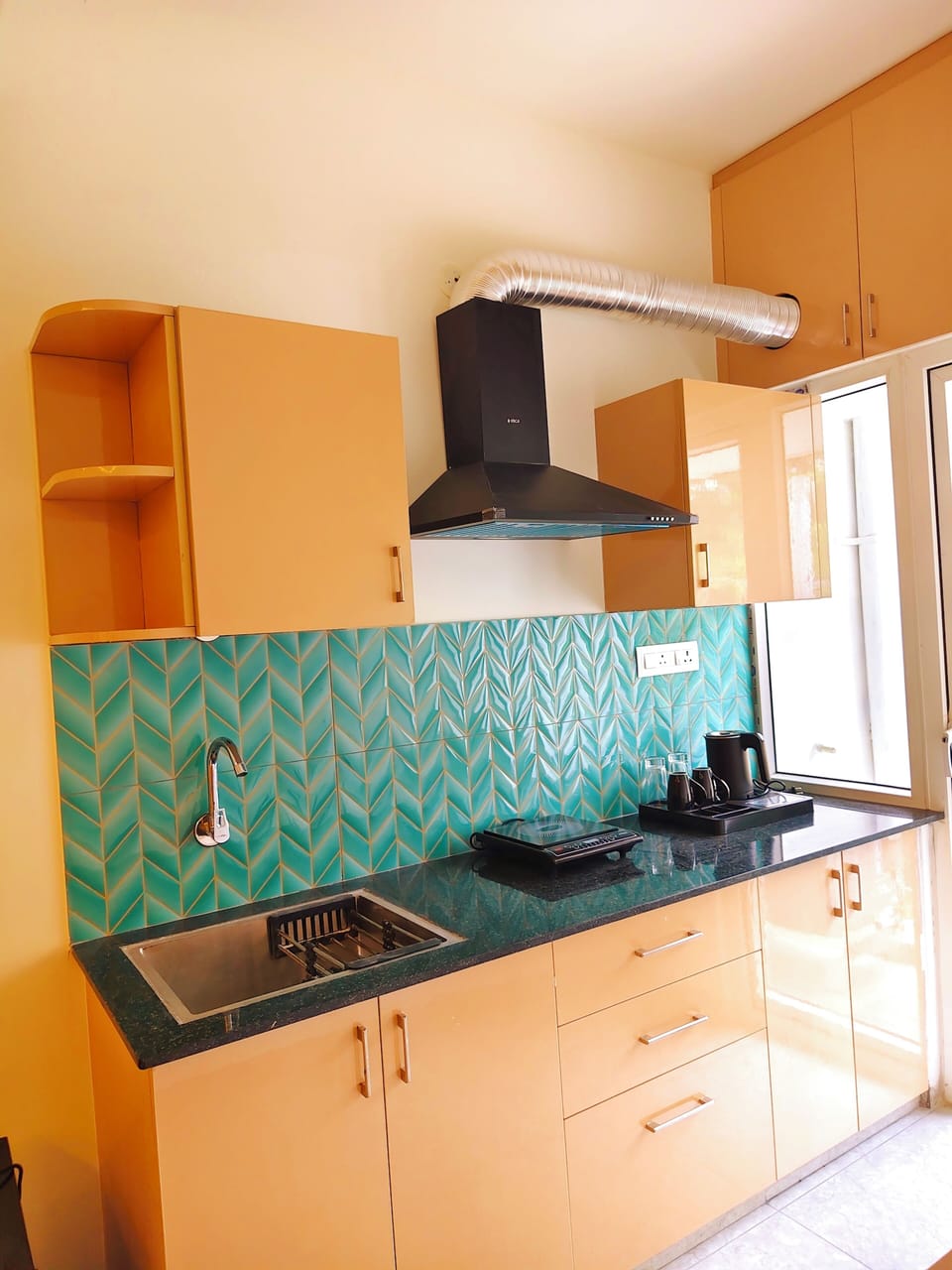 Family Suite, City View | Private kitchen