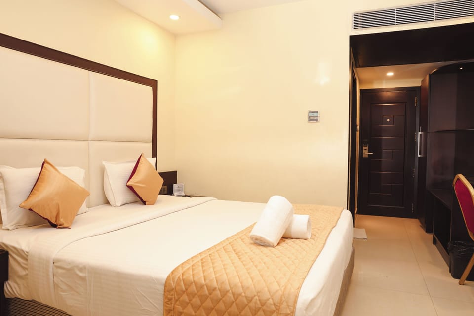 Premium Room | WiFi (free), bed sheets