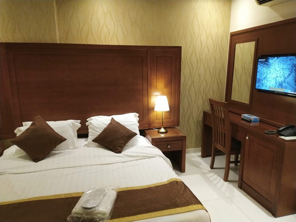 Economy Apartment, 3 Bedrooms | Blackout drapes, iron/ironing board (on request), WiFi (free)