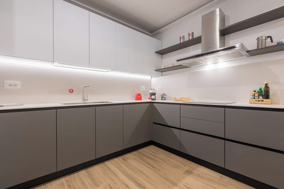 Apartment, 1 Bedroom | Private kitchen | Espresso maker, coffee/tea maker, electric kettle