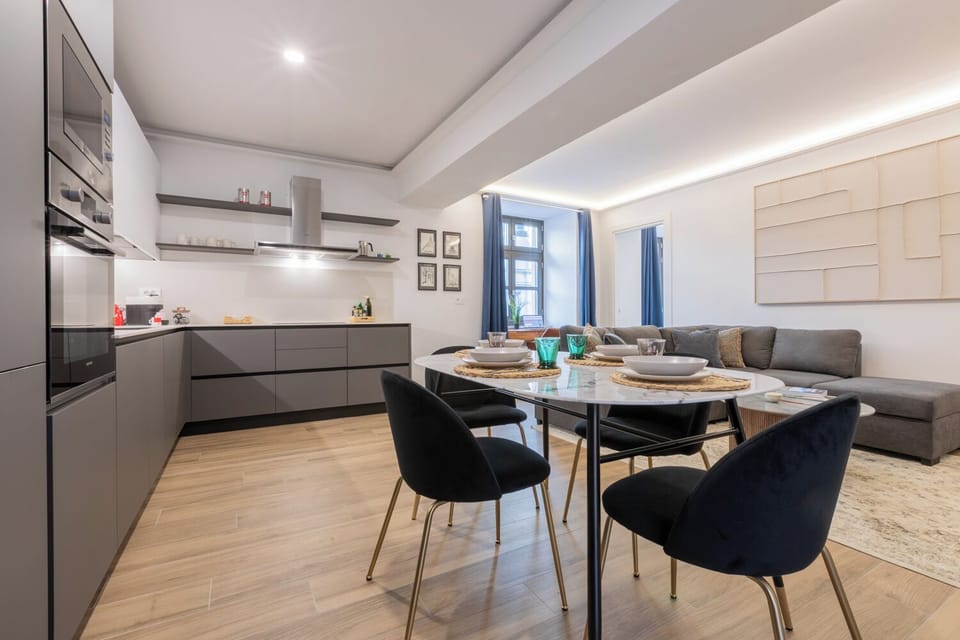 Apartment, 1 Bedroom | Private kitchen | Espresso maker, coffee/tea maker, electric kettle