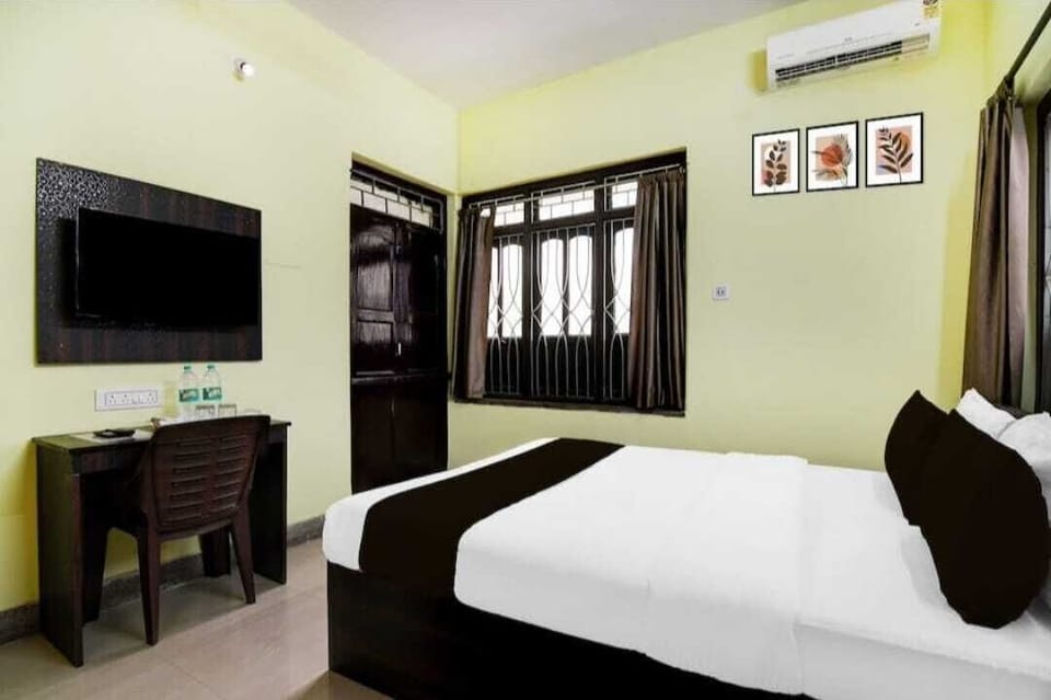 Deluxe Double or Twin Room, City View | WiFi (free)