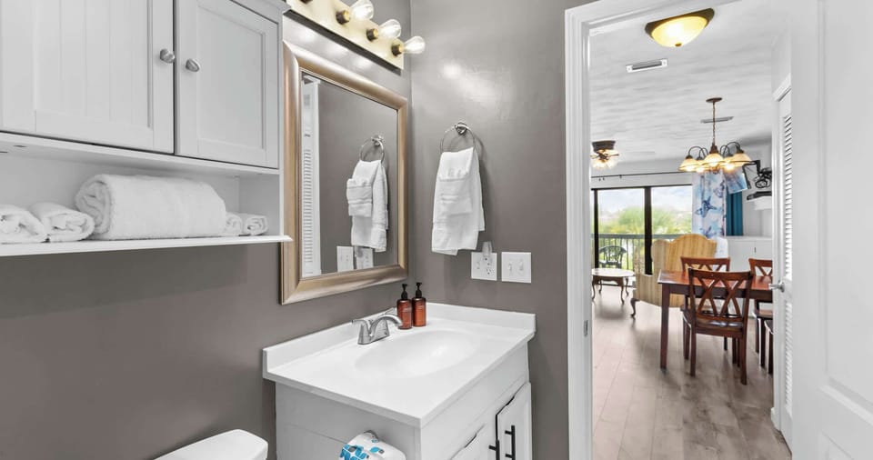 Condo, Multiple Beds (Polynesian Village 118) | Bathroom | Towels