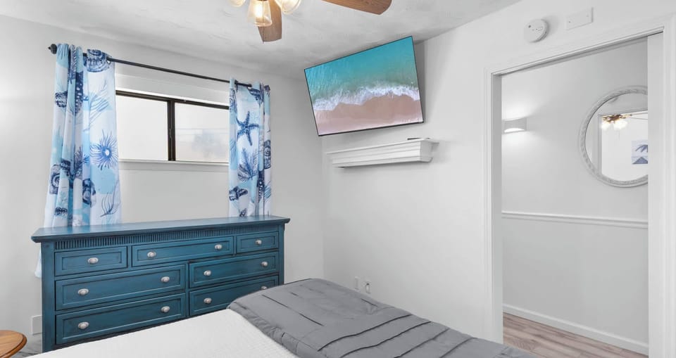 PCB Beach Home With Gulf Access, Pool, and More Apartment in Panama City Beach