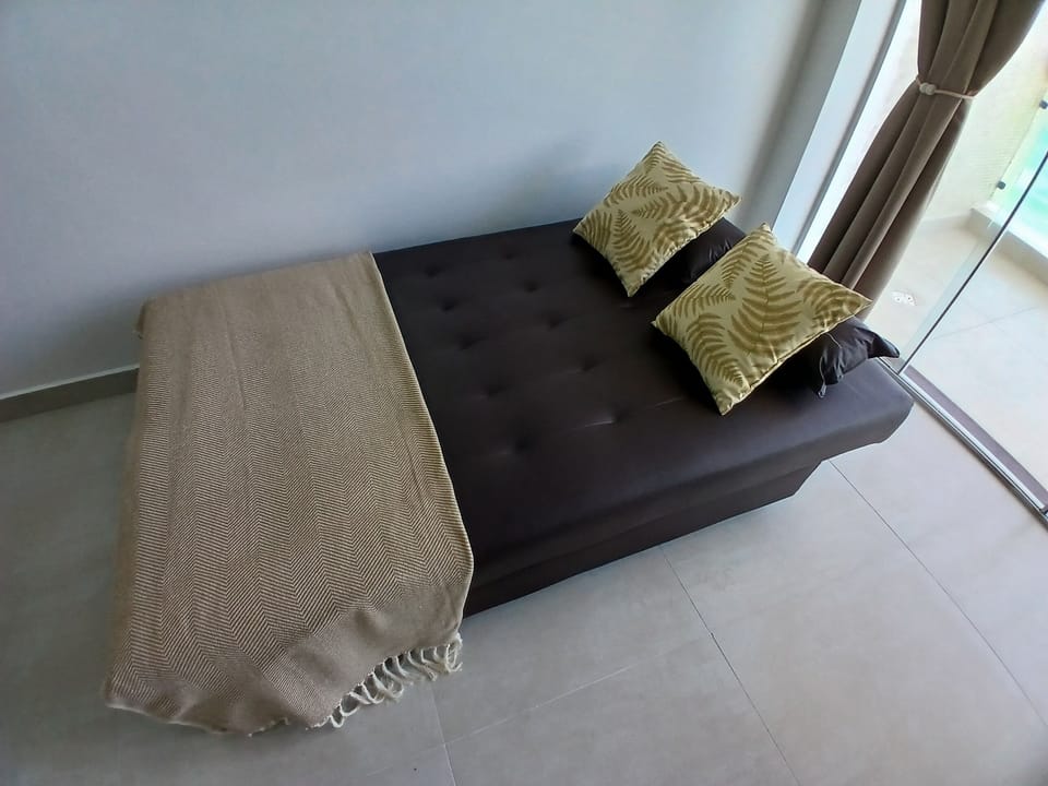 Deluxe Apartment, Balcony, Beach View | WiFi (free)