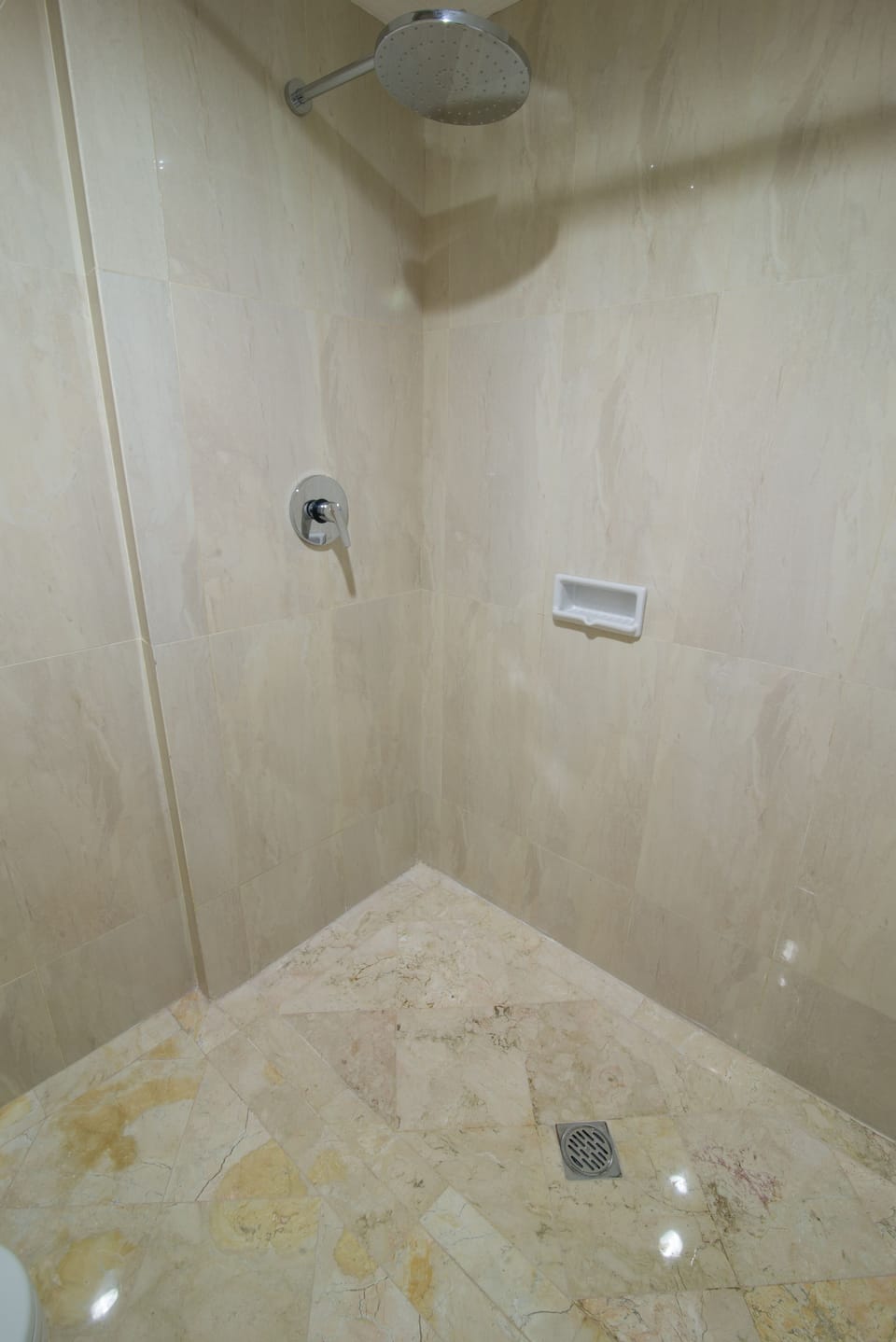 Superior Double or Twin Room | Bathroom | Free toiletries, bidet, towels, soap