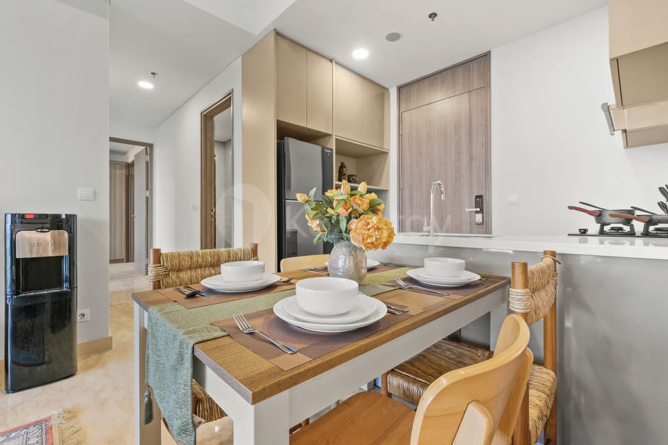 Apartment, 2 Bedrooms, City View | Dining room
