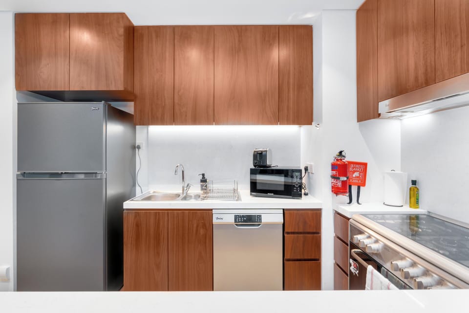 Duplex, Balcony, Sea View | Private kitchen | Espresso maker, coffee/tea maker, electric kettle