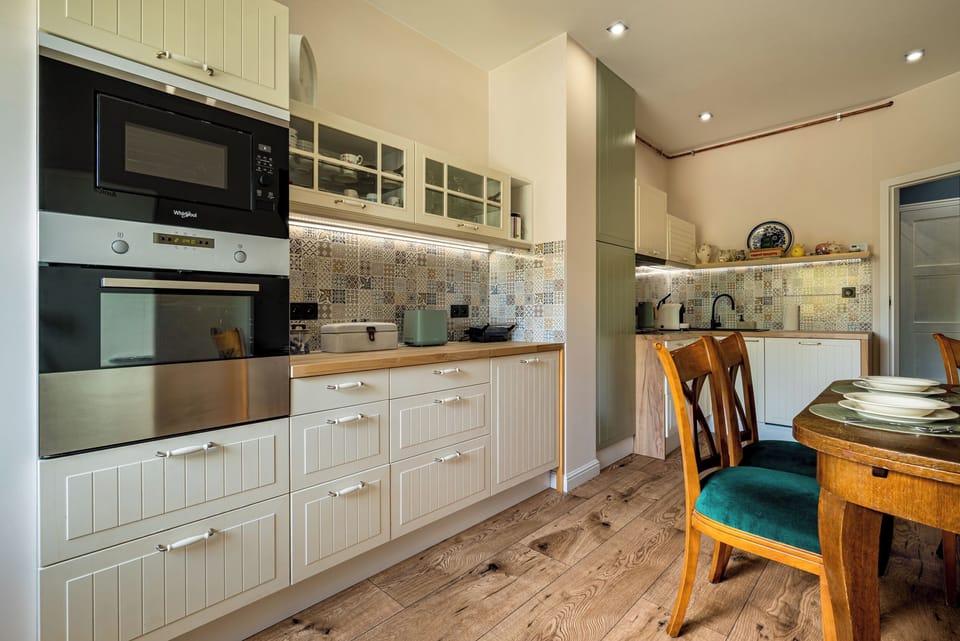 Apartment, Balcony | Private kitchen