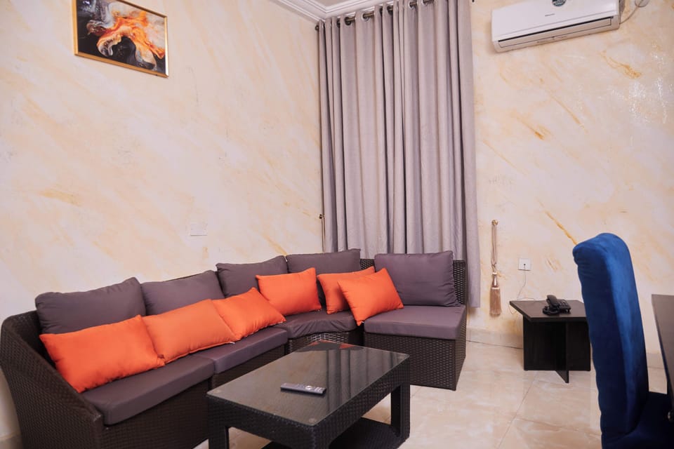 Family Suite | Living area