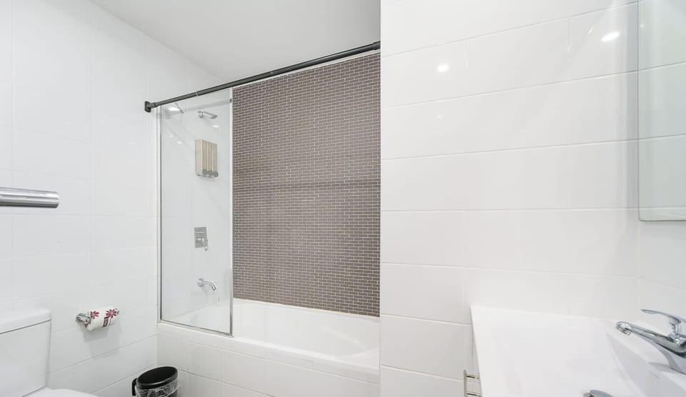 Metawisebnb 2BR Near Airport Parking Sleeps 6 Apartment in Mascot
