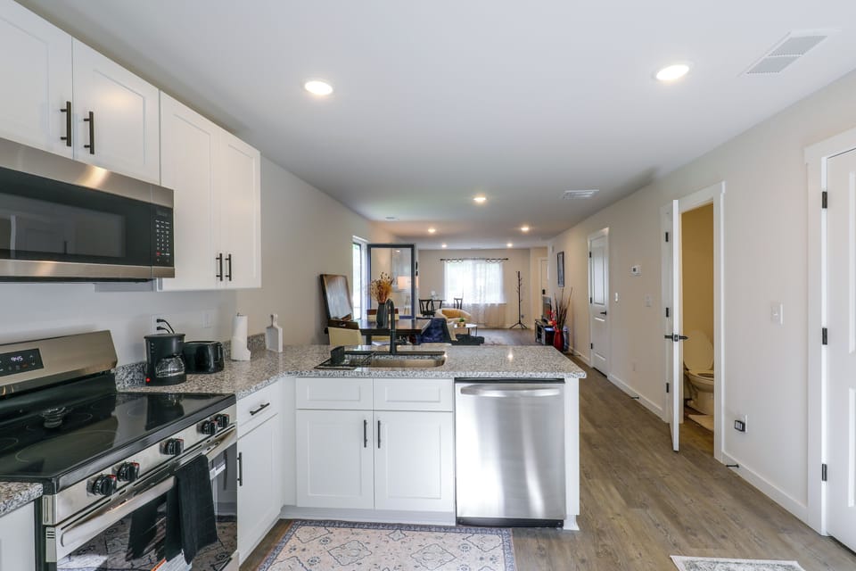 House (2 Bedrooms) | Interior