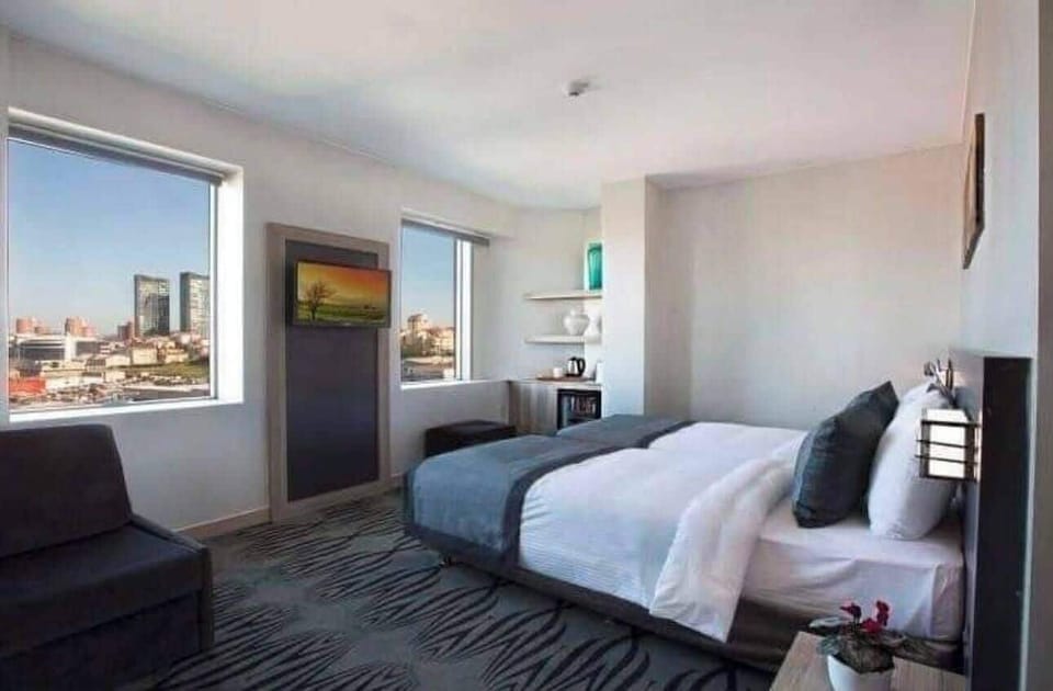 Comfort Double Room, City View | Desk, laptop workspace, WiFi (free)