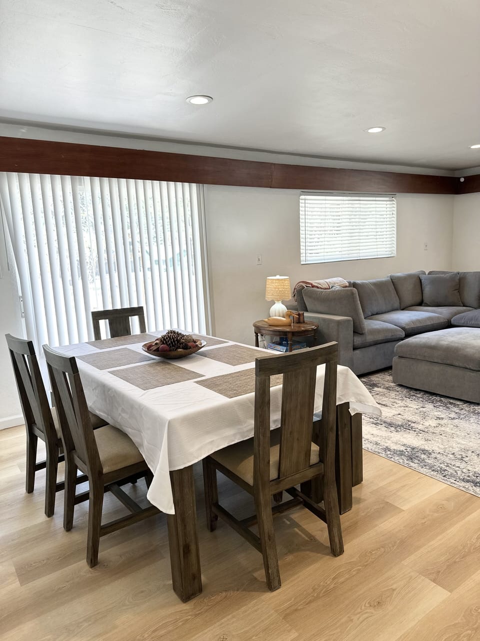 House, 3 Bedrooms | Dining