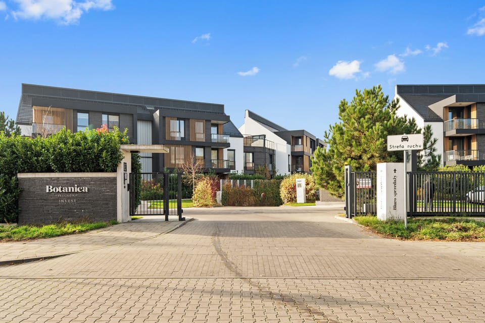 Deluxe Apartment, Balcony, Courtyard View | Exterior