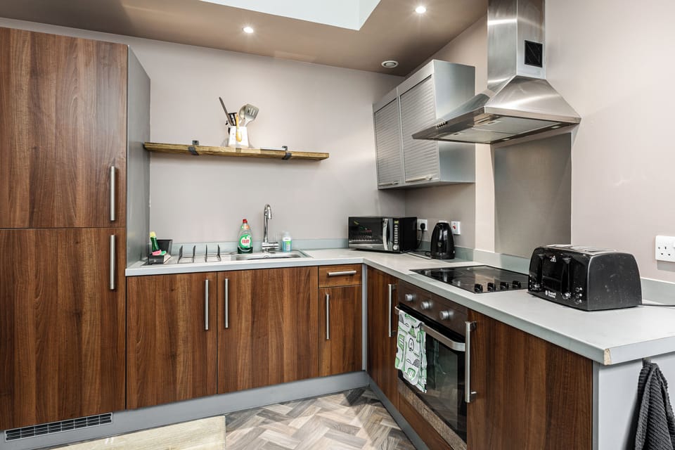 Near Cavern Club 2-storey Westminster Apartment in Liverpool