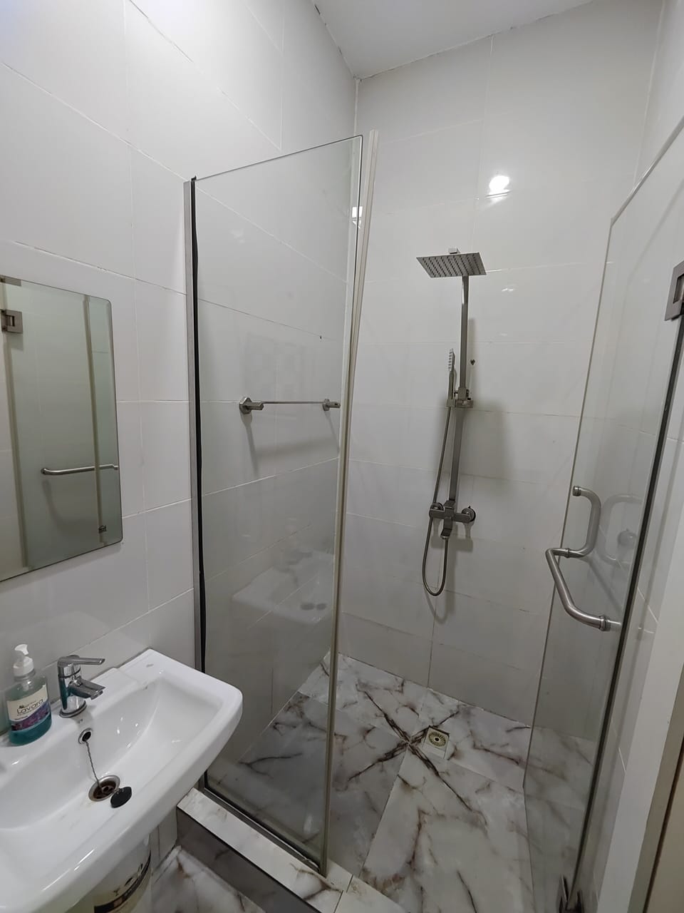 Free toiletries, towels, soap, toilet paper