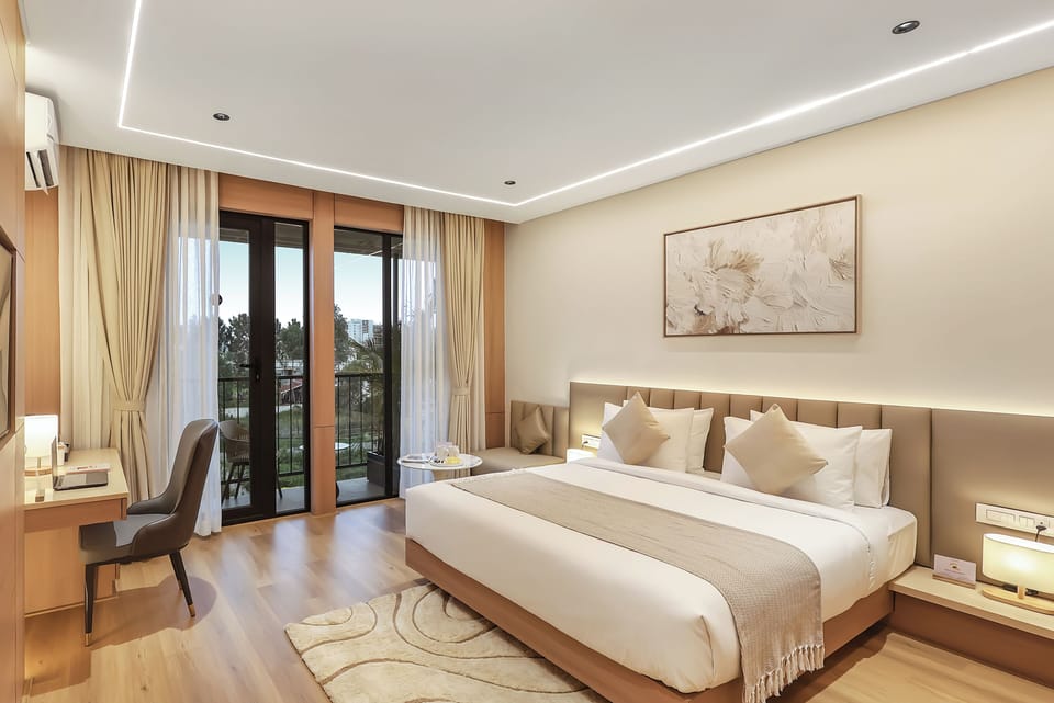 Superior Suite | Iron/ironing board, WiFi (free)