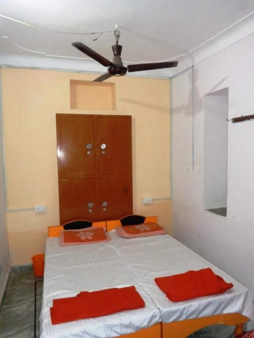 Deluxe Double Room | Iron/ironing board, WiFi (free)