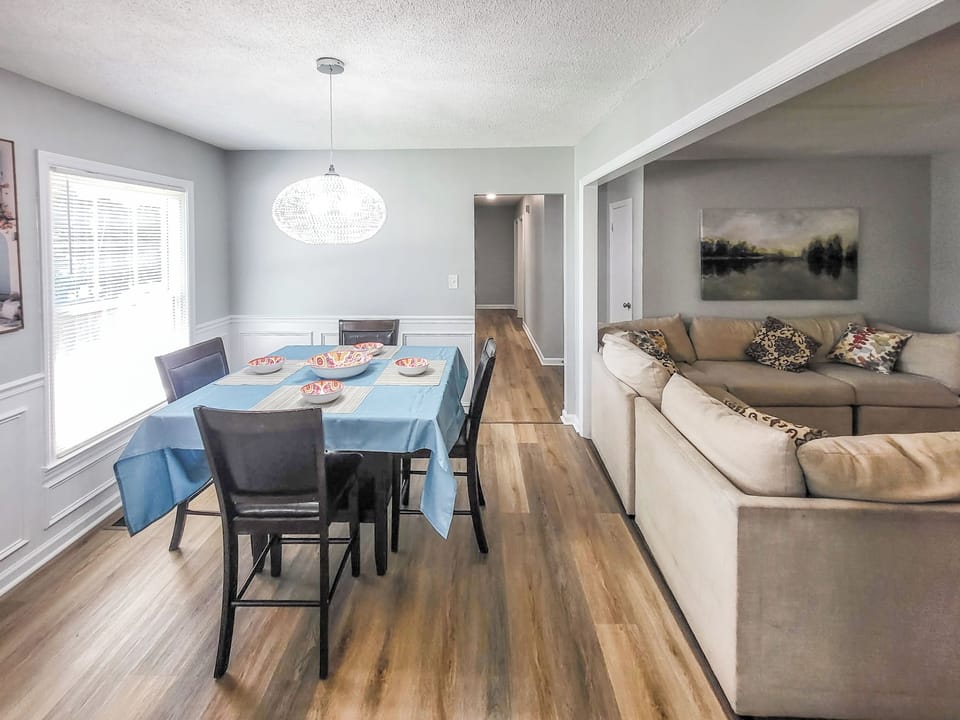House, Patio, Garden View | Dining room