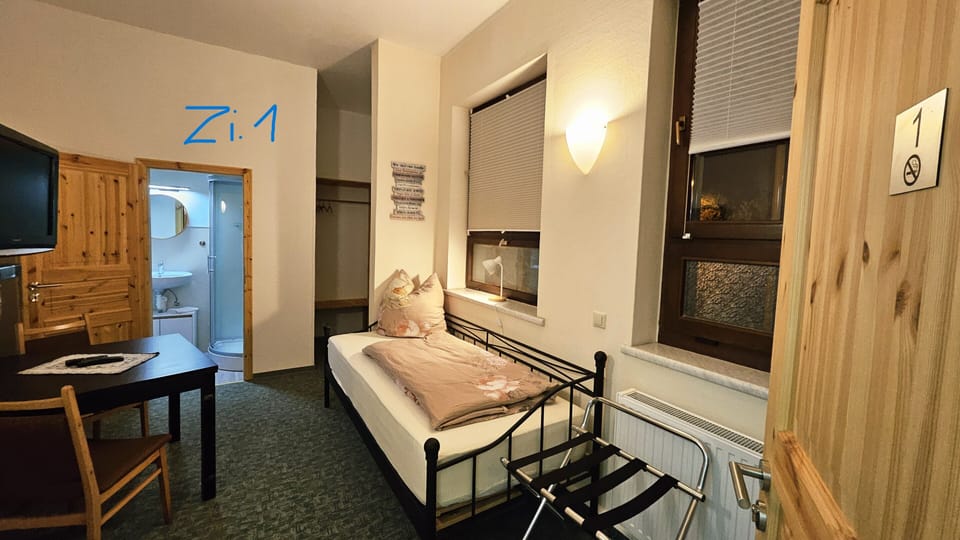 Single Room, Courtyard View (1) | In-room safe, desk, laptop workspace, blackout drapes