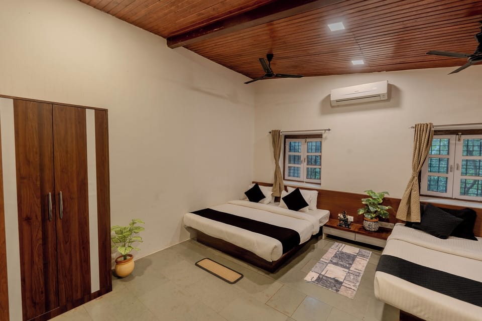 Double or Twin Room, Air conditioning | WiFi (free)