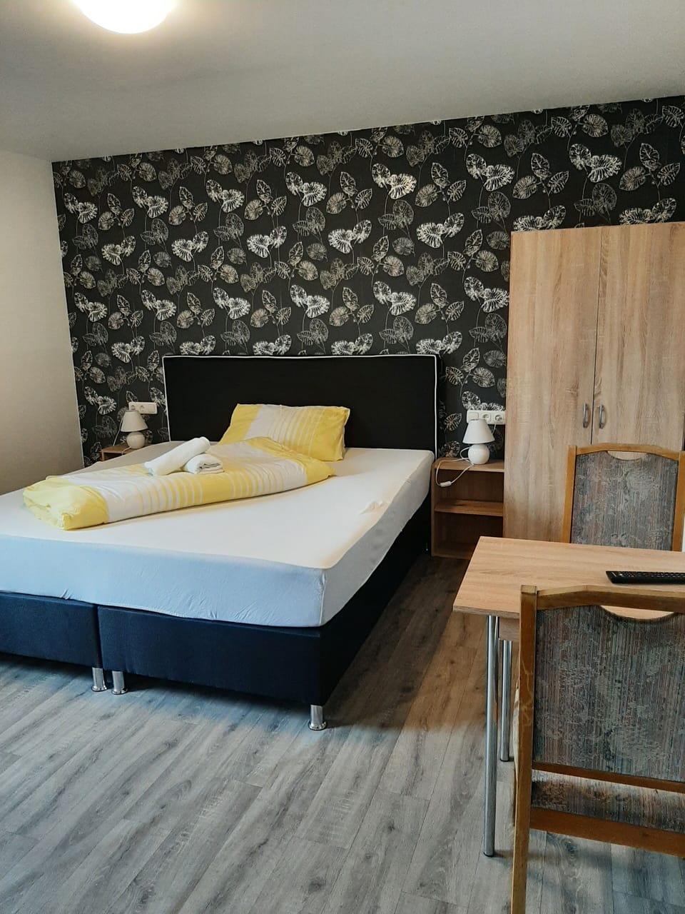 Double Room | Desk, WiFi (free)