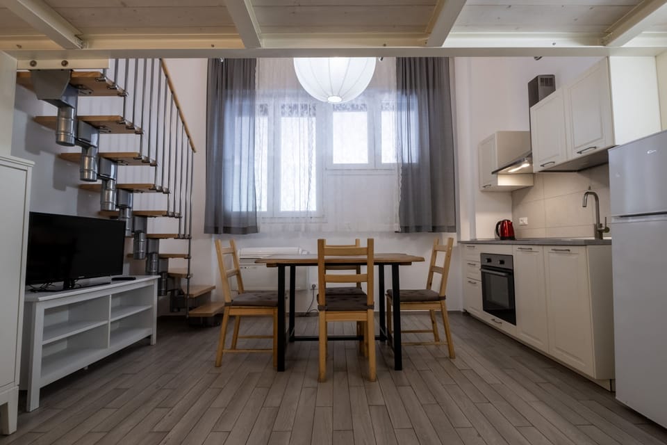 House | 1 bedroom