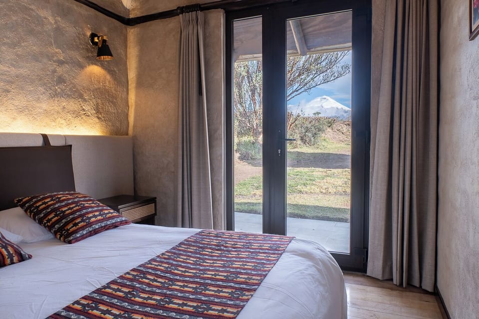 Family Suite, 2 Bedrooms, Balcony, Mountain View | Soundproofing, bed sheets