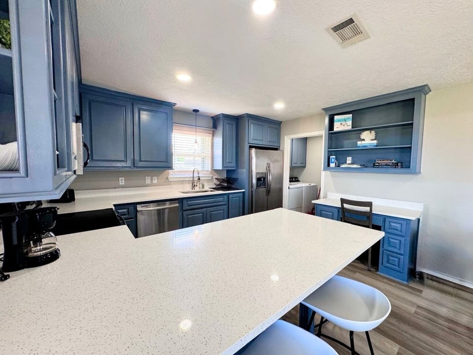 House, 2 Bedrooms | Private kitchen | Fridge