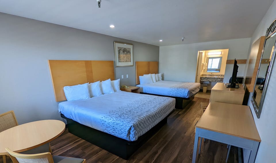 Free WiFi, bed sheets