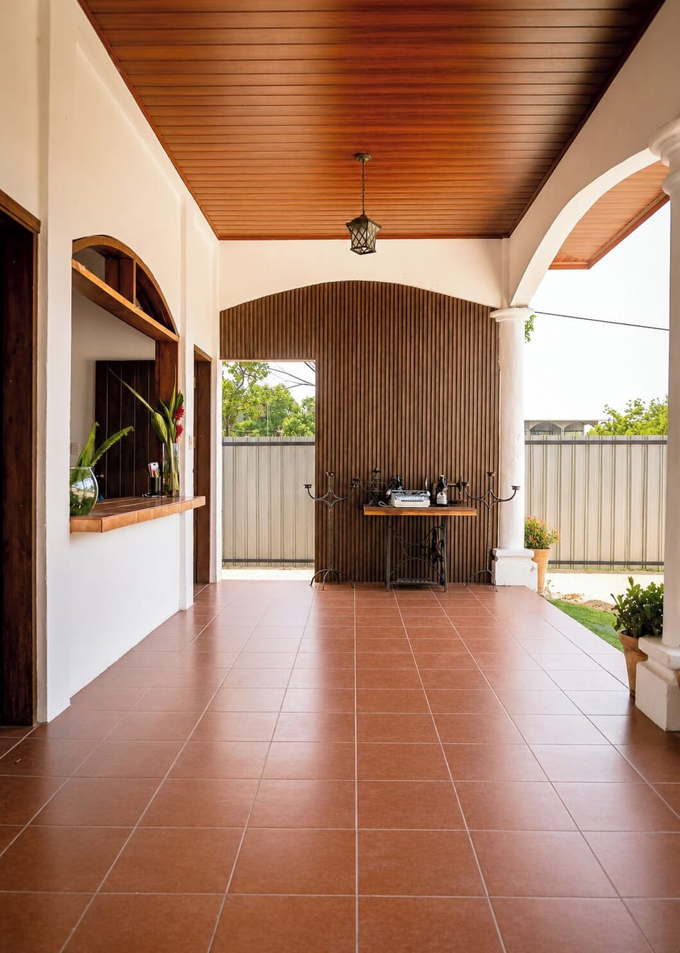Comfort Room, Courtyard View | Terrace/patio