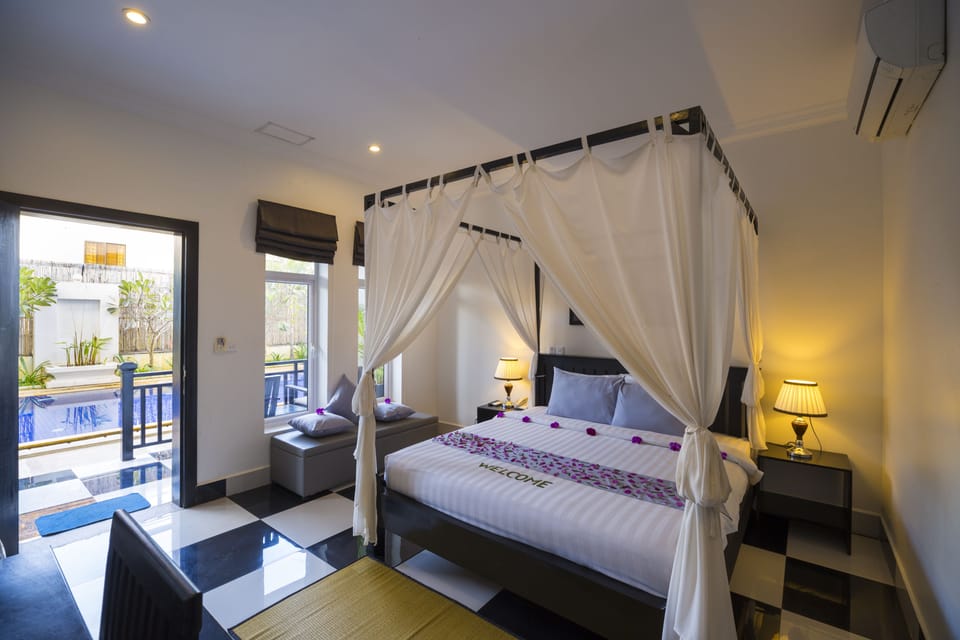Deluxe Suite, Pool View | View from room