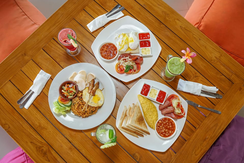 Free daily continental breakfast
